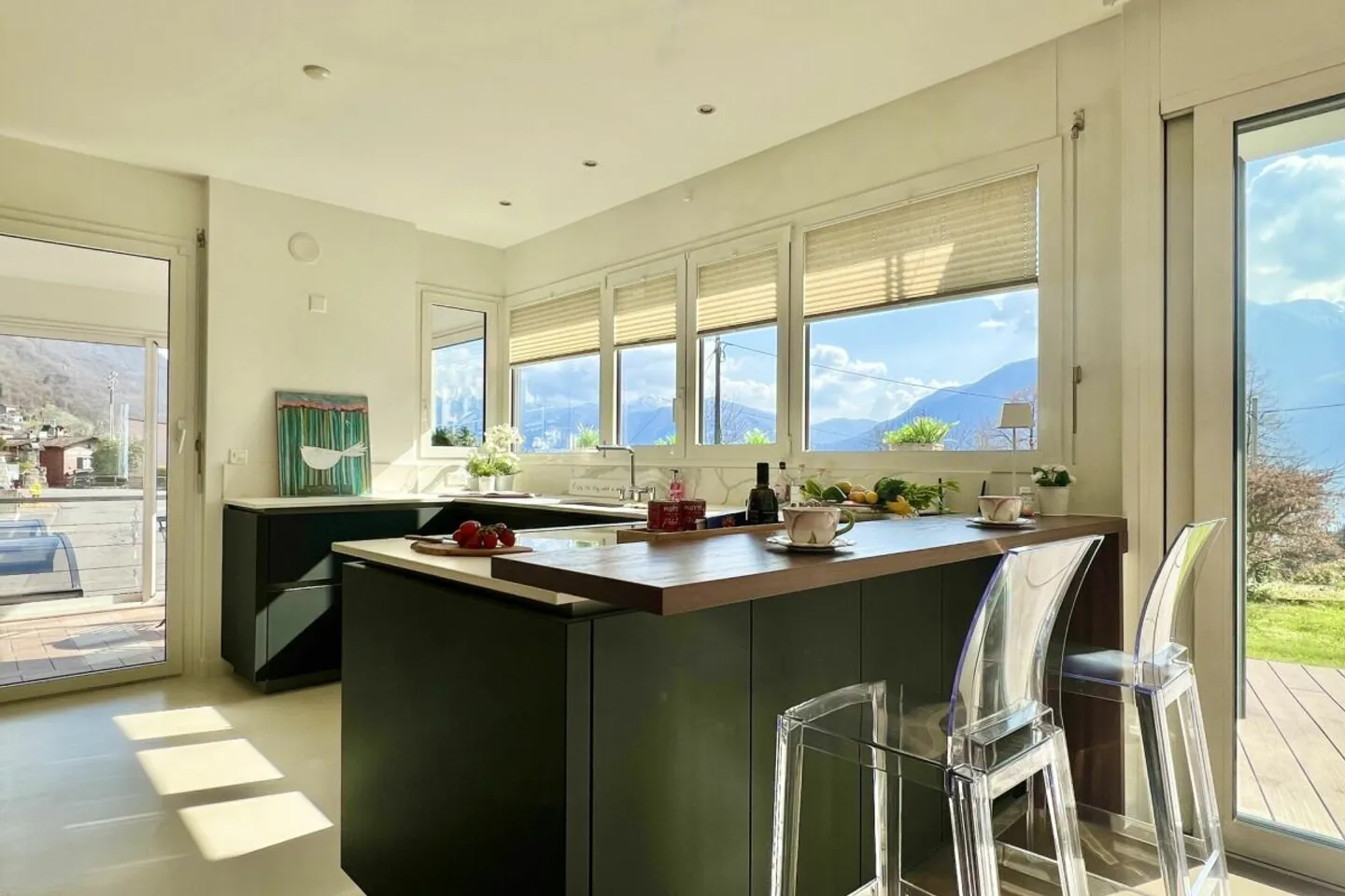 Modernes Familienhaus in Sonnenlage mit herrlichem Garten - Foto 8 di 13