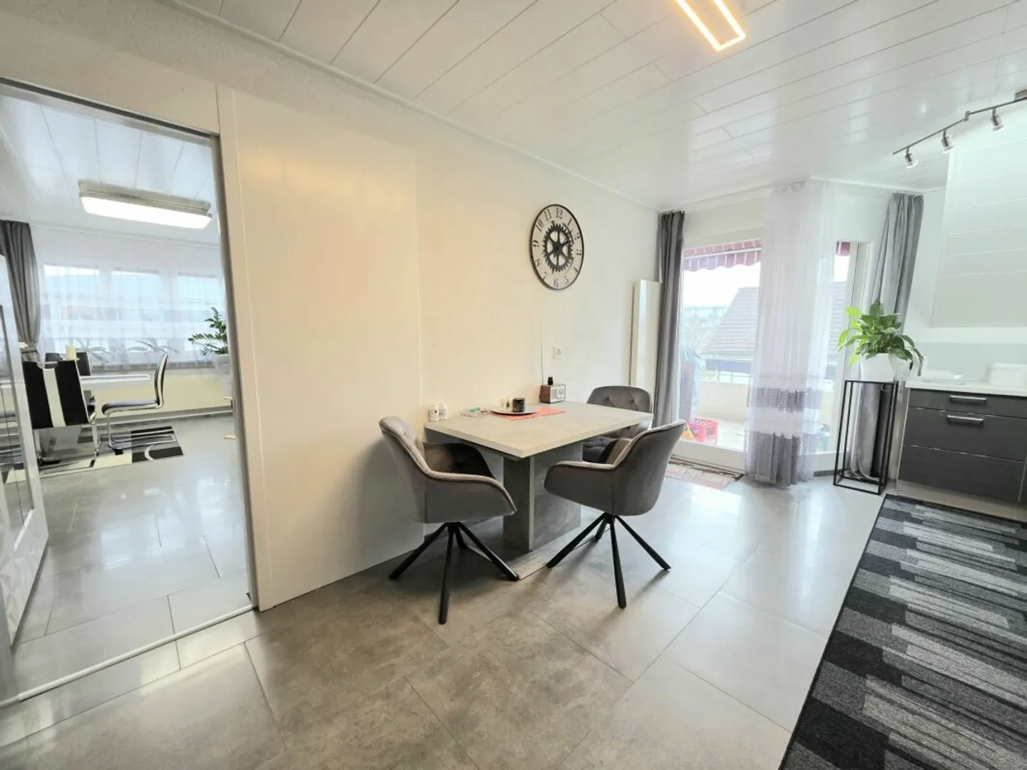 Wohnen mit Aussicht! 4.5 Zimmer Dachwohnung in Möhlin - Foto 8 von 13