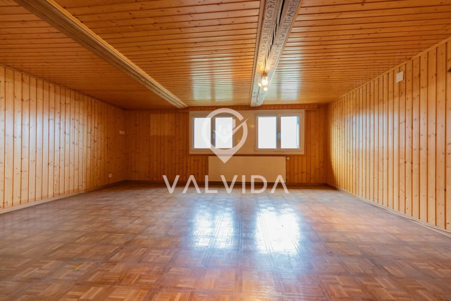 3.5 Room Apartment with Panoramic View and Development Potential in Hohtenn - Photo 4 of 13