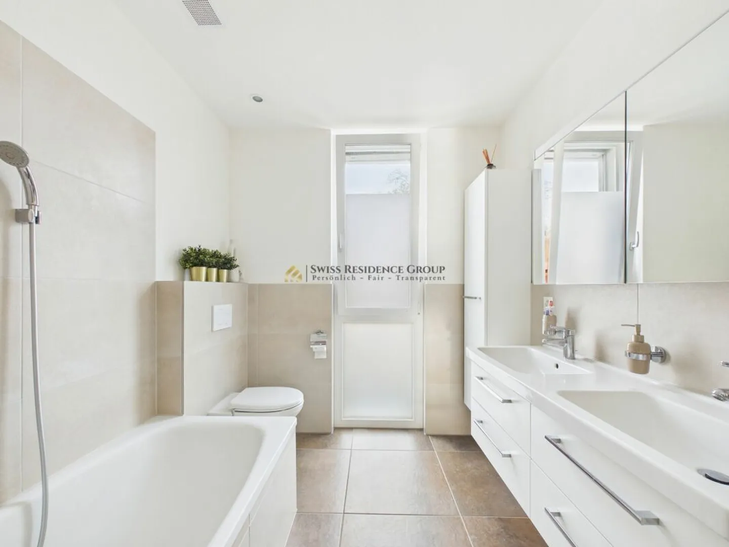 Stylish 4.5-Room Apartment - Photo 5 of 13