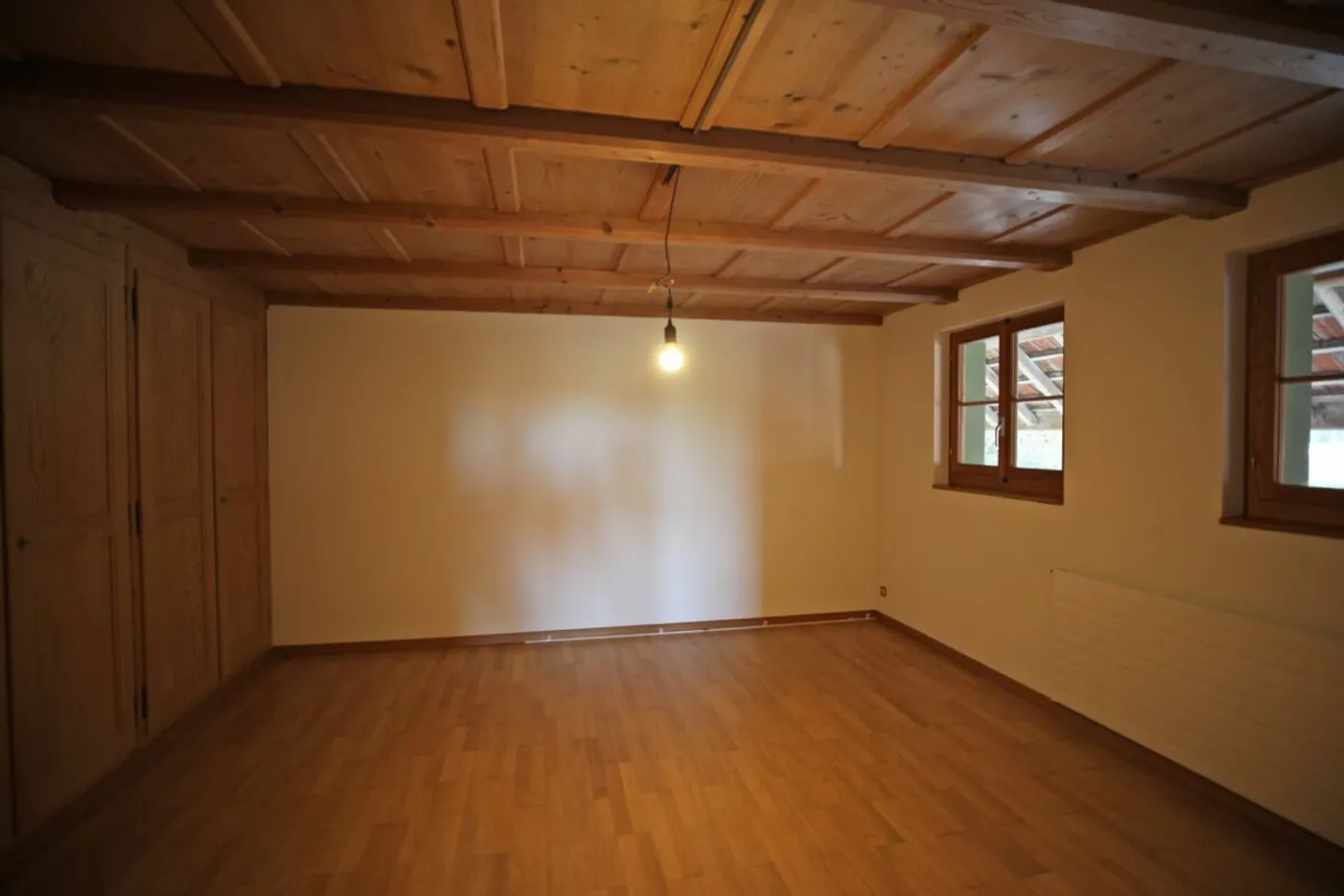 Appartement de 6,5 pièces dans une ferme - Photo 7 sur 13