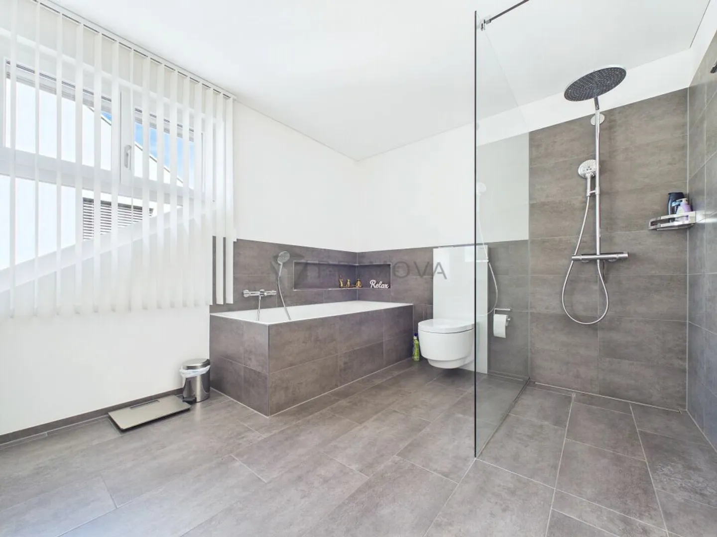 High-quality detached house with unobstructed south-west facing position - Photo 13 of 13