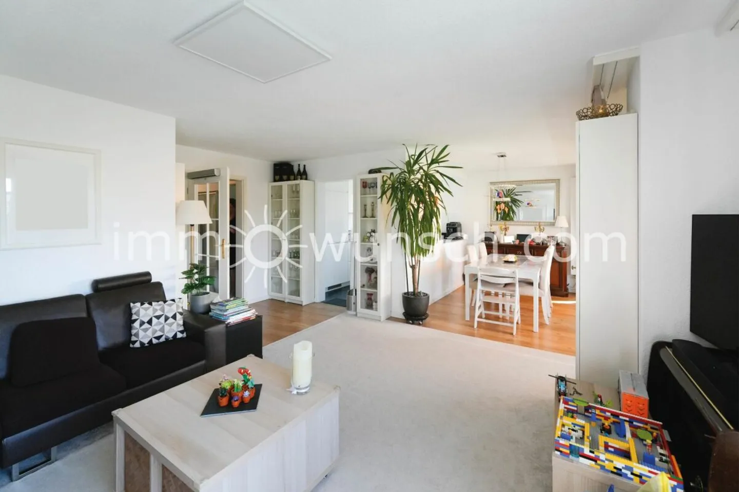 High-quality, sunny and quiet 4.5 room condominium - Photo 1 of 6