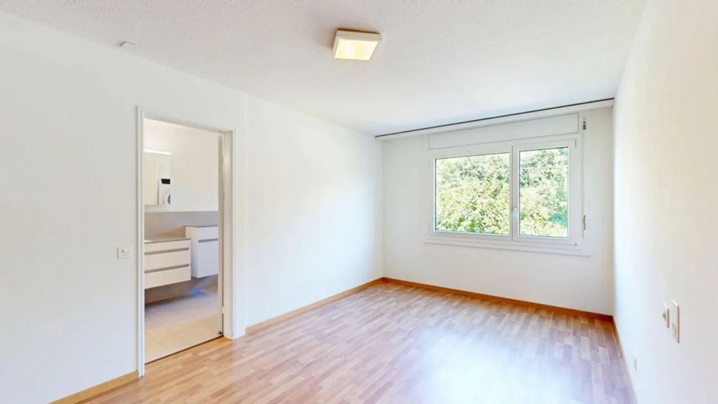 Vivere in una posizione ambita con vista - Foto 7 di 13