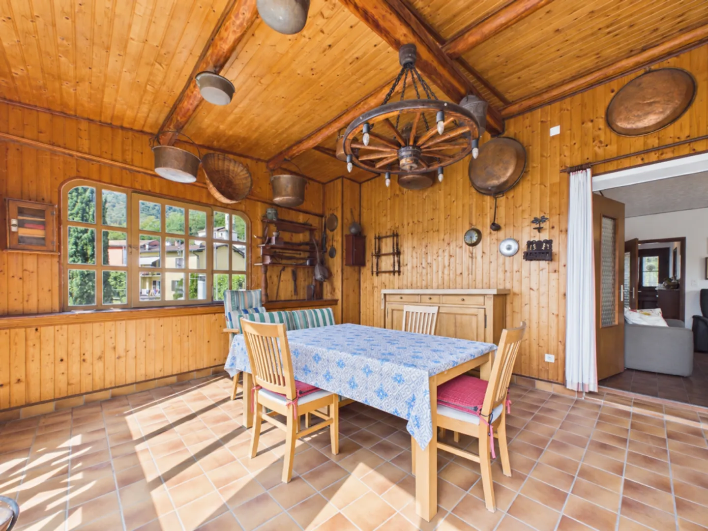Charmantes Einfamilienhaus mit Wintergarten - Foto 1 von 13