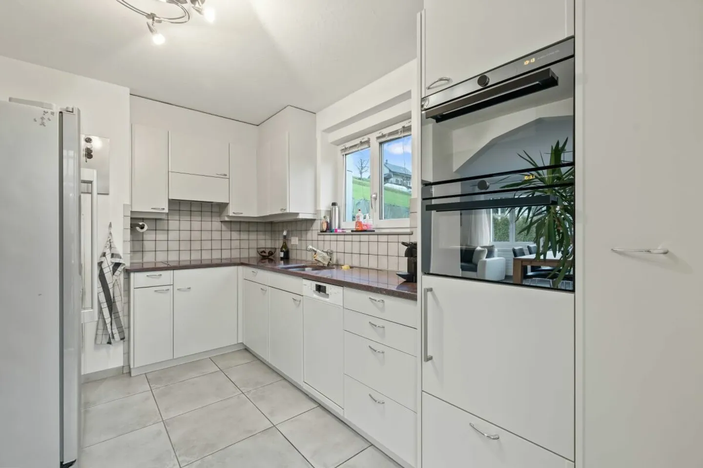 Charmante maison individuelle dans un emplacement élevé avec des possibilités d'utilisation variées. - Photo 5 sur 13