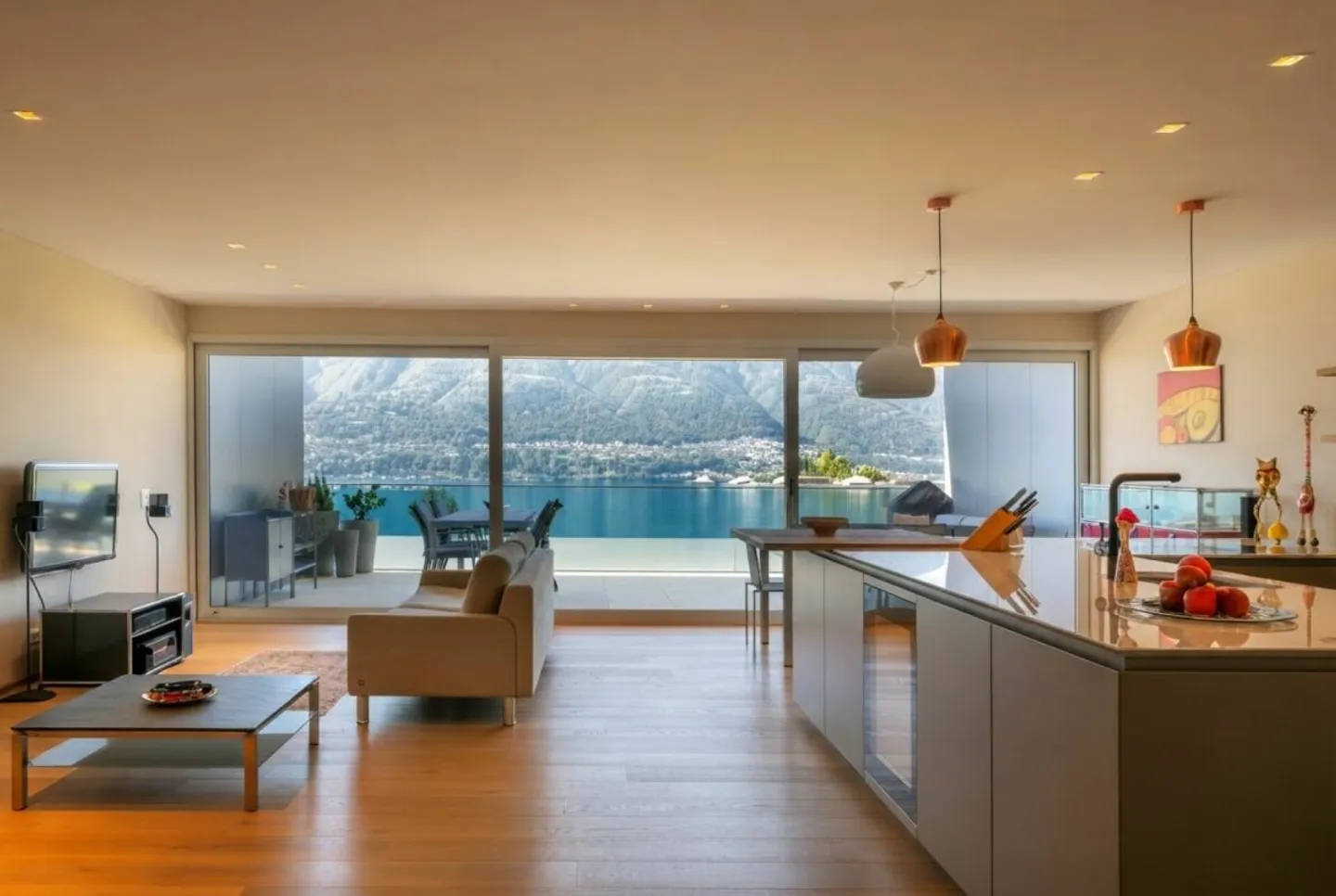Luxuriöse 3.5 Zimmerwohnung mit Seesicht, 2 grossen Sonnenterrassen, Schwimmbad und Wellnessbereich - Foto 6 di 13