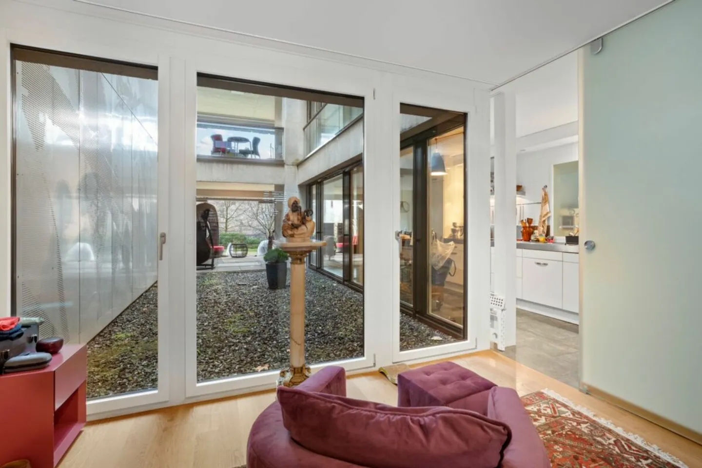 Living in the St. Alban Valley 5.5-room garden apartment - Photo 7 of 13