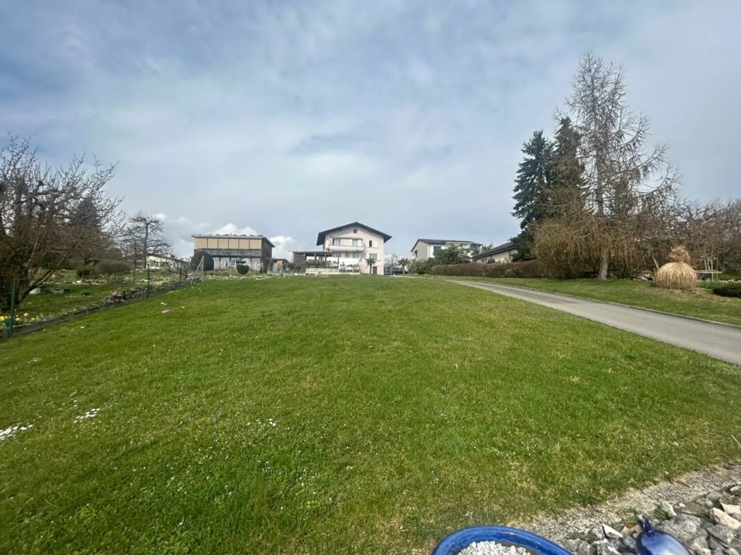 Luxuriöses Einfamilienhaus an der Aare - Foto 3 von 3