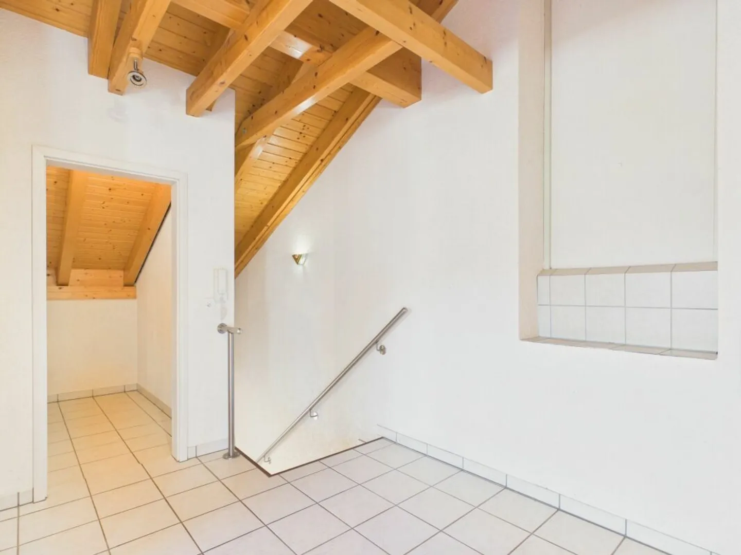 Incantevole appartamento di 2,5 locali con vista panoramica - Foto 10 di 13