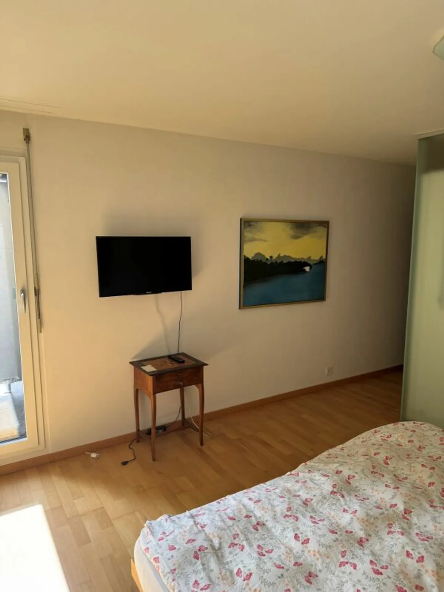 Appartement en attique 2.5 pièces avec vue imprenable sur le lac et les montagnes - Photo 13 sur 13