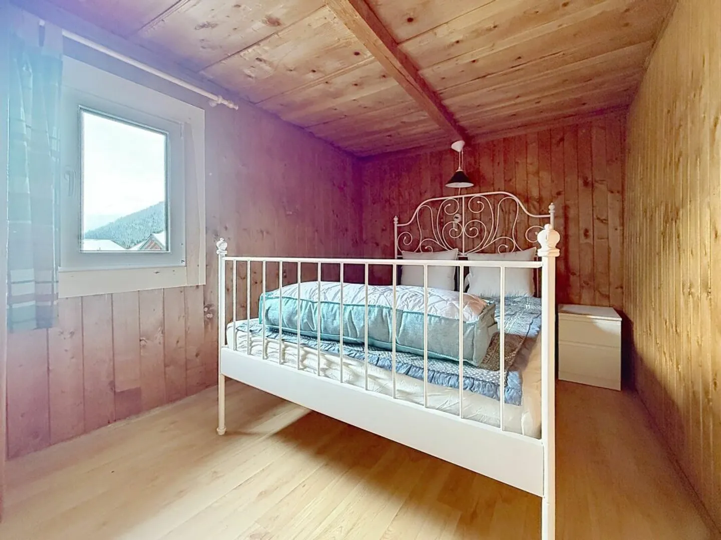 16-room inn with bar for rent in Morgins - Photo 10 of 13