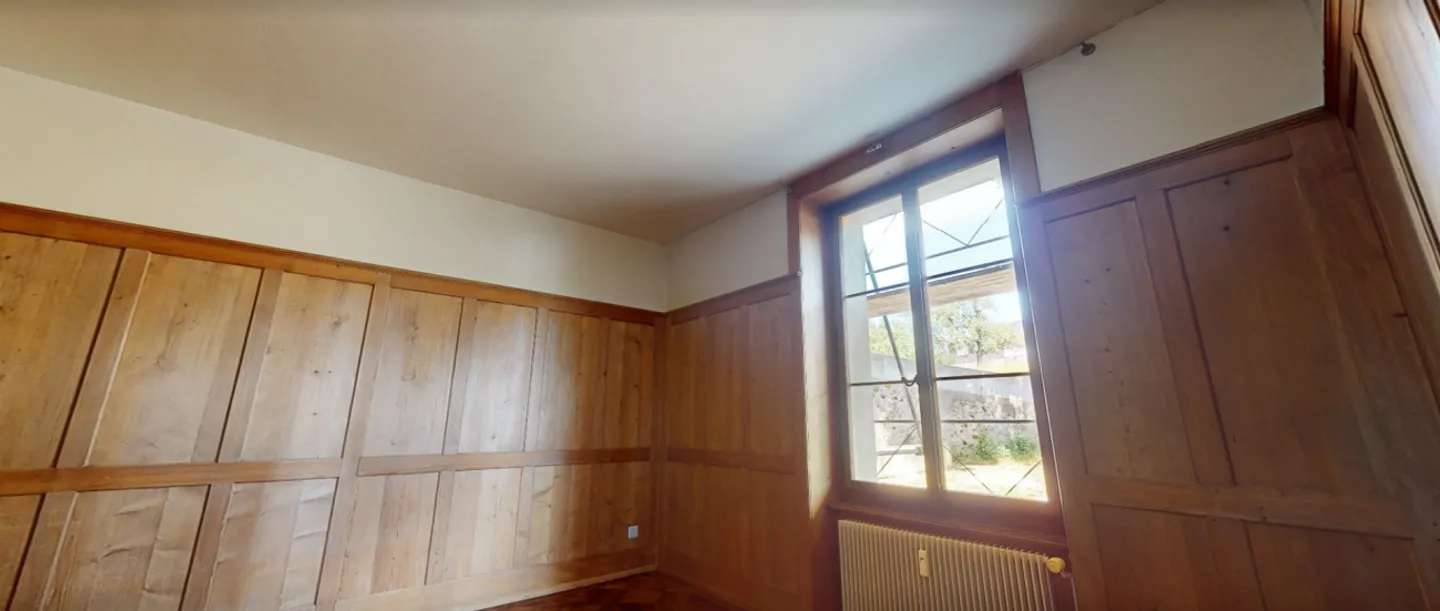 Grosszügige 5-Zimmer-Wohnung in ehemaligem Bauernhaus - Foto 4 von 13