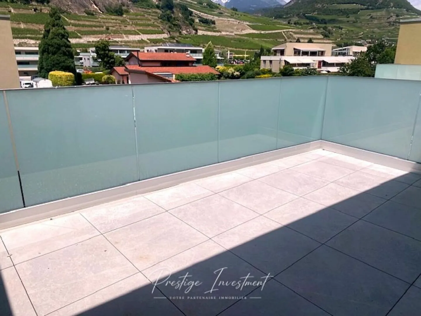 Neues 2,5-Zimmer-Penthouse mit Terrasse und Bergblick? Uvrier / Sion - Foto 2 von 5
