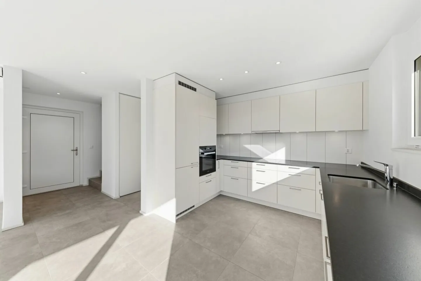 Schöne neue Einzelvilla mit 5,5 Zimmern! - Foto 5 von 13