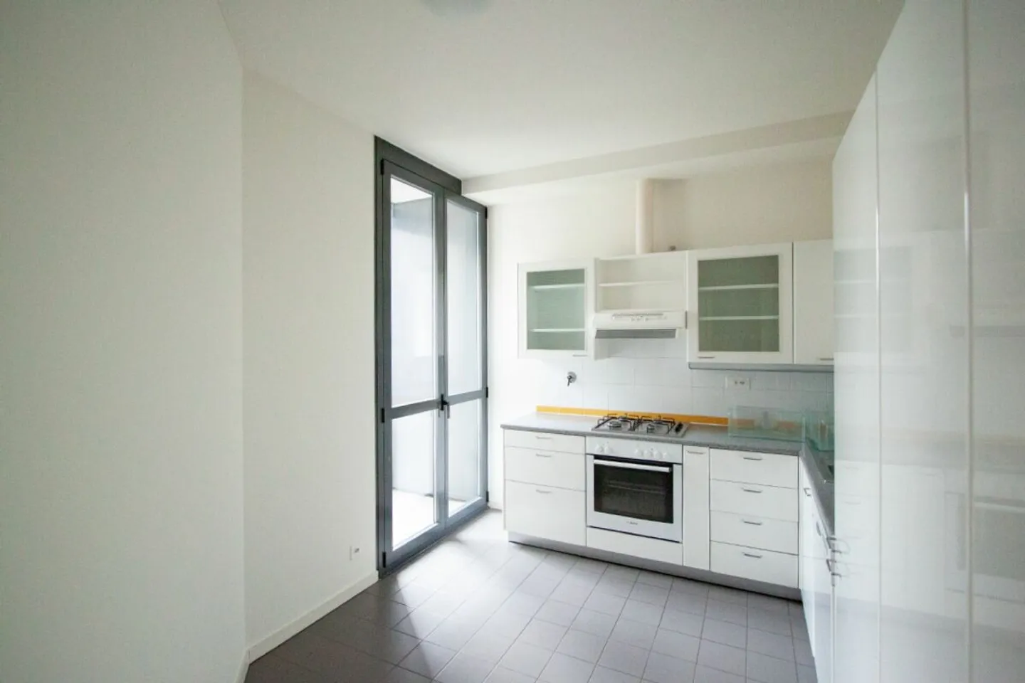 Appartement lumineux de 3,5 pièces à deux pas du centre - Photo 6 sur 13