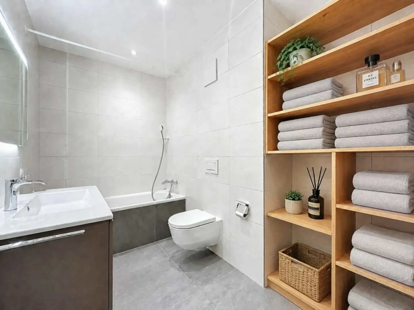 5.5 ROOM DUPLEX APARTMENT WITH BALCONY-BATHTUBS - Photo 12 of 13