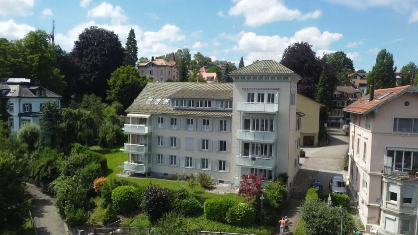 Vivere con vista, soleggiato e tranquillo con un ampio balcone - Foto 13 di 13