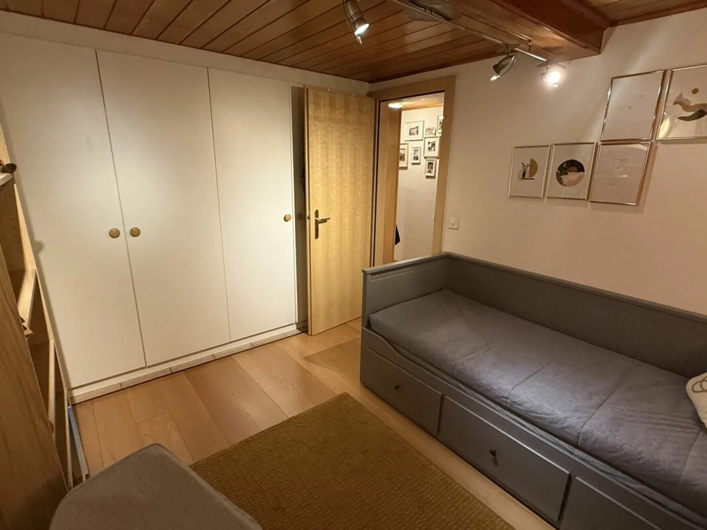 Charming apartment with beautiful Matterhorn view - primary residence - Photo 5 of 13