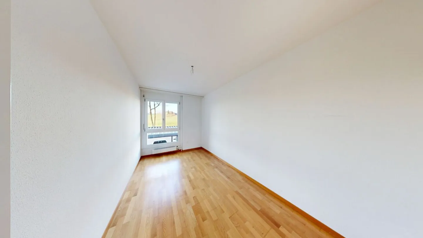Appartamento 4.5 stanze parzialmente ristrutturato al 6° piano a Ittigen - Foto 9 di 10