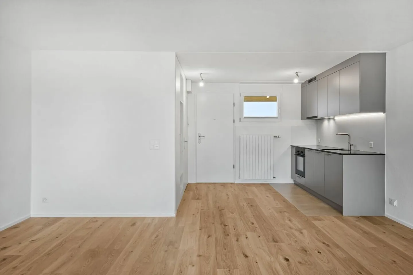 Appartement moderne 1.5 pièces avec grande terrasse au centre de Buchs - Photo 2 sur 9