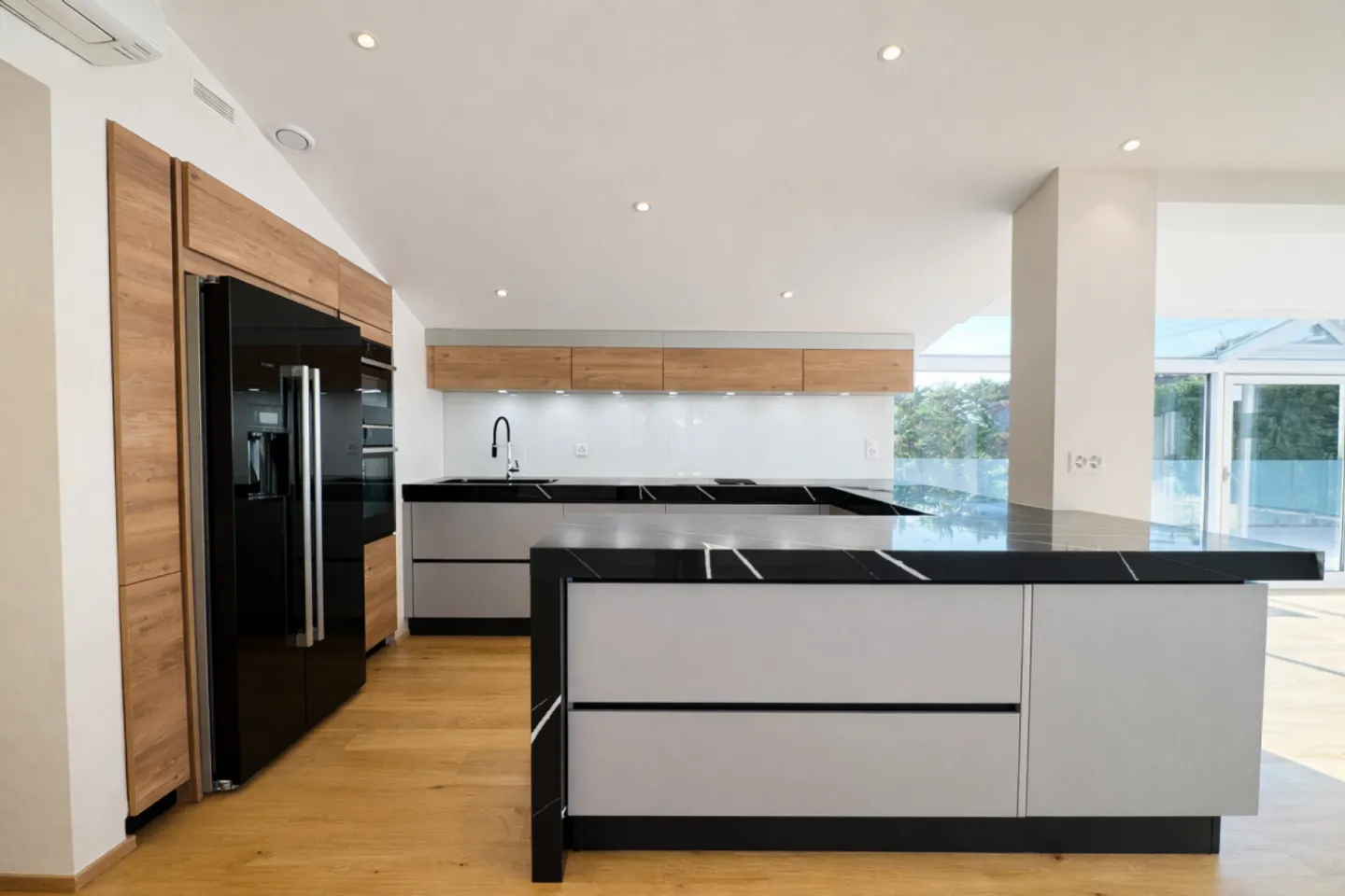 Incantevole villa indipendente con piscina a Chavannes-des-Bois - Foto 4 di 13