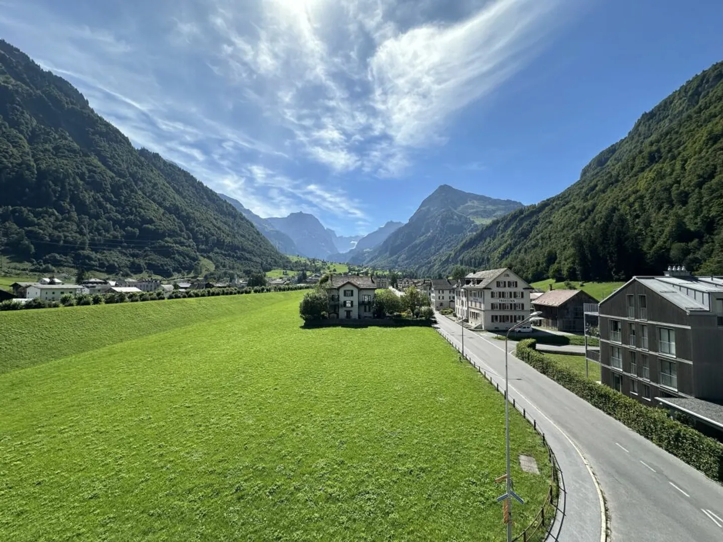 6 Zimmer Dachwohnung direkt beim Bahnhof Linthal - Photo 7 sur 13