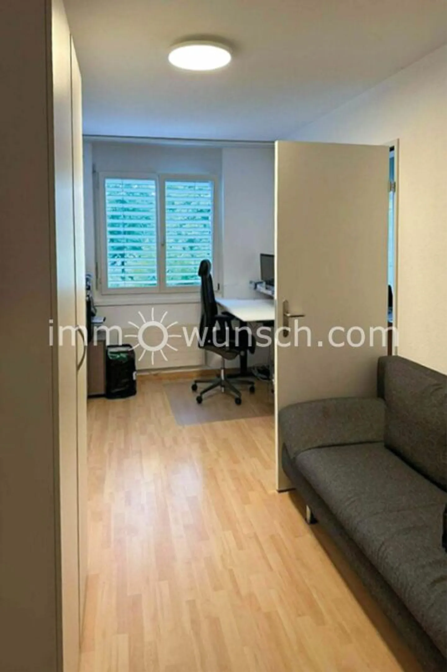 Family-friendly and spacious 5 ½ room condominium - Photo 8 of 10