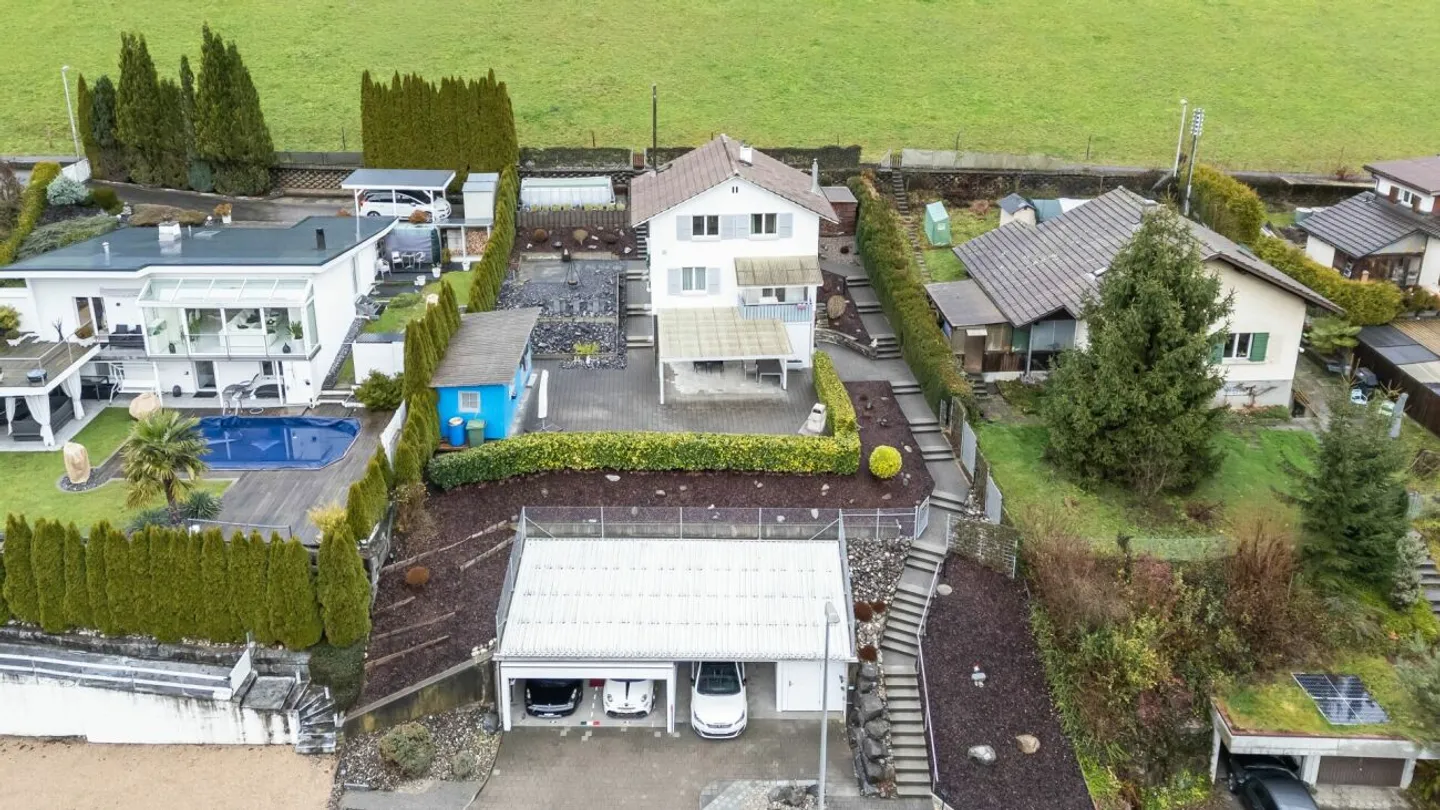 Charmante maison individuelle dans un emplacement élevé avec des possibilités d'utilisation variées. - Photo 12 sur 13