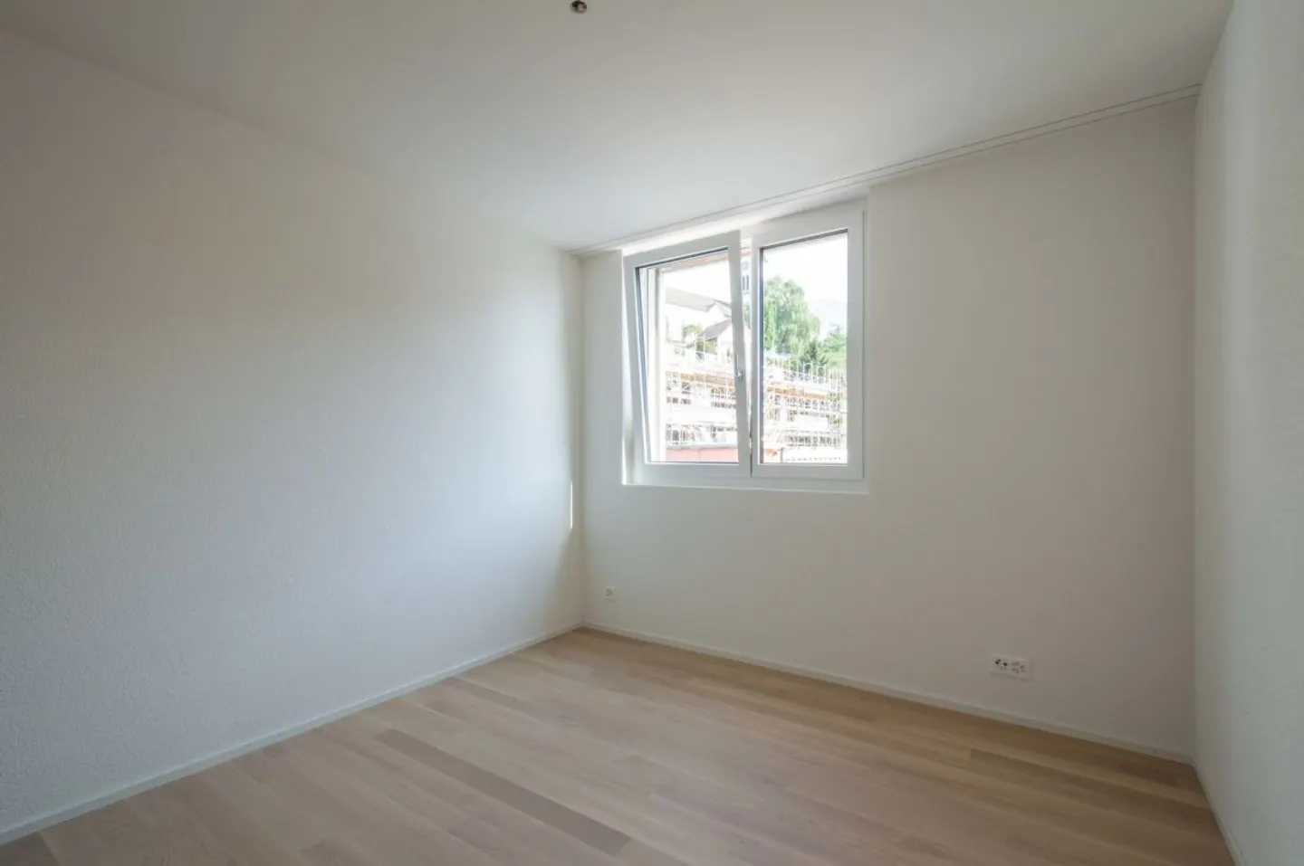Geräumige Wohnung mit Balkon - Foto 9 von 12