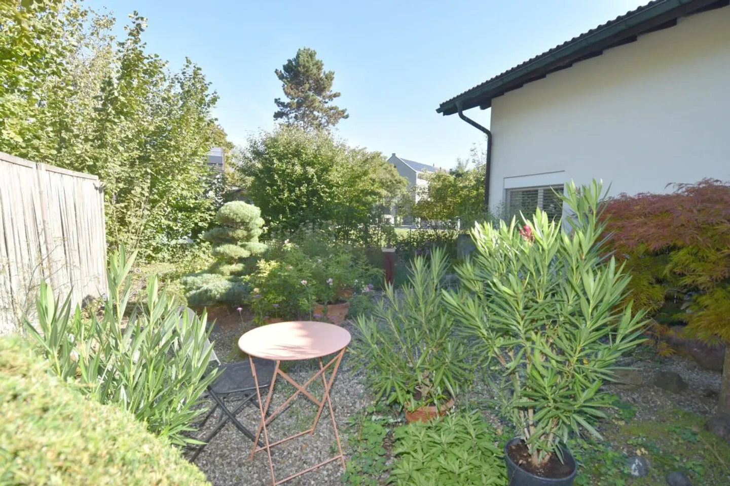 Casa indipendente con giardino idilliaco - Foto 5 di 13