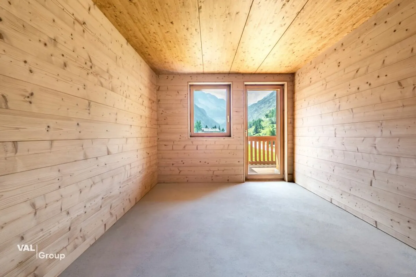 Chalet affascinante con eleganza alpina in un ambiente mozzafiato - Foto 6 di 12