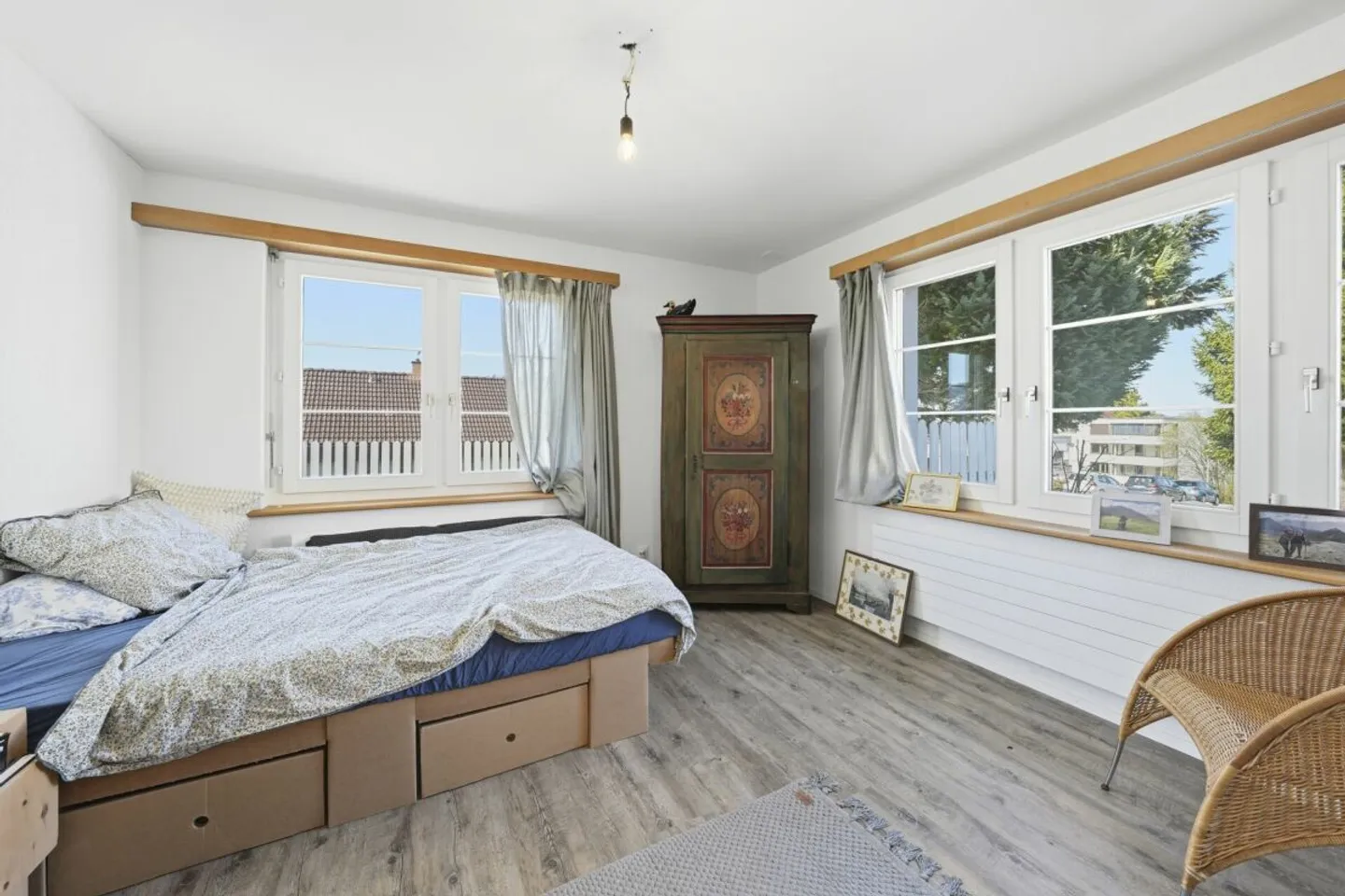 Paradise familial indépendant avec appartement, vue dégagée et offre d'espace polyvalent - Photo 6 sur 13