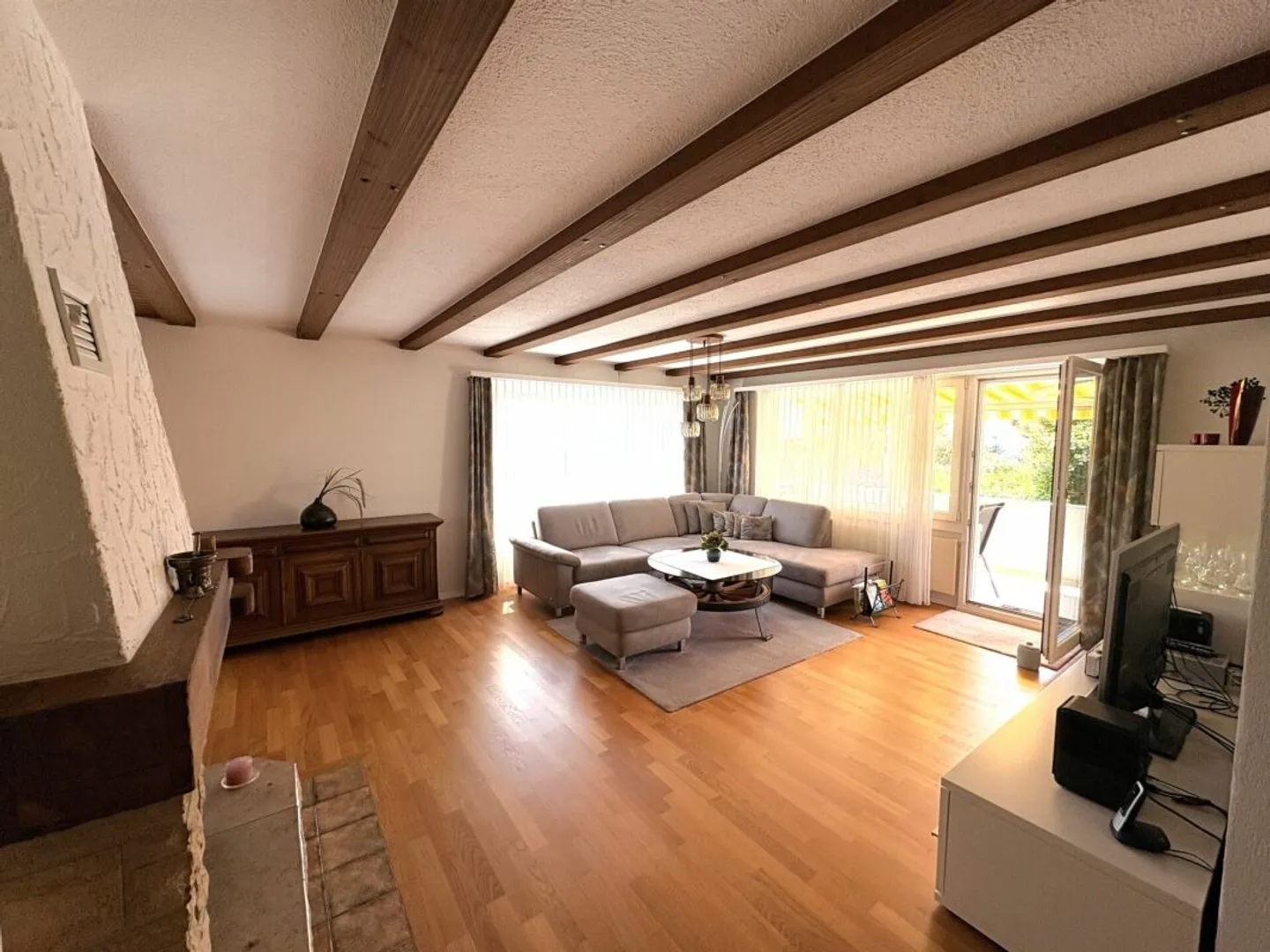 Maison individuelle bien entretenue au cœur d'Islikon - Photo 4 sur 11