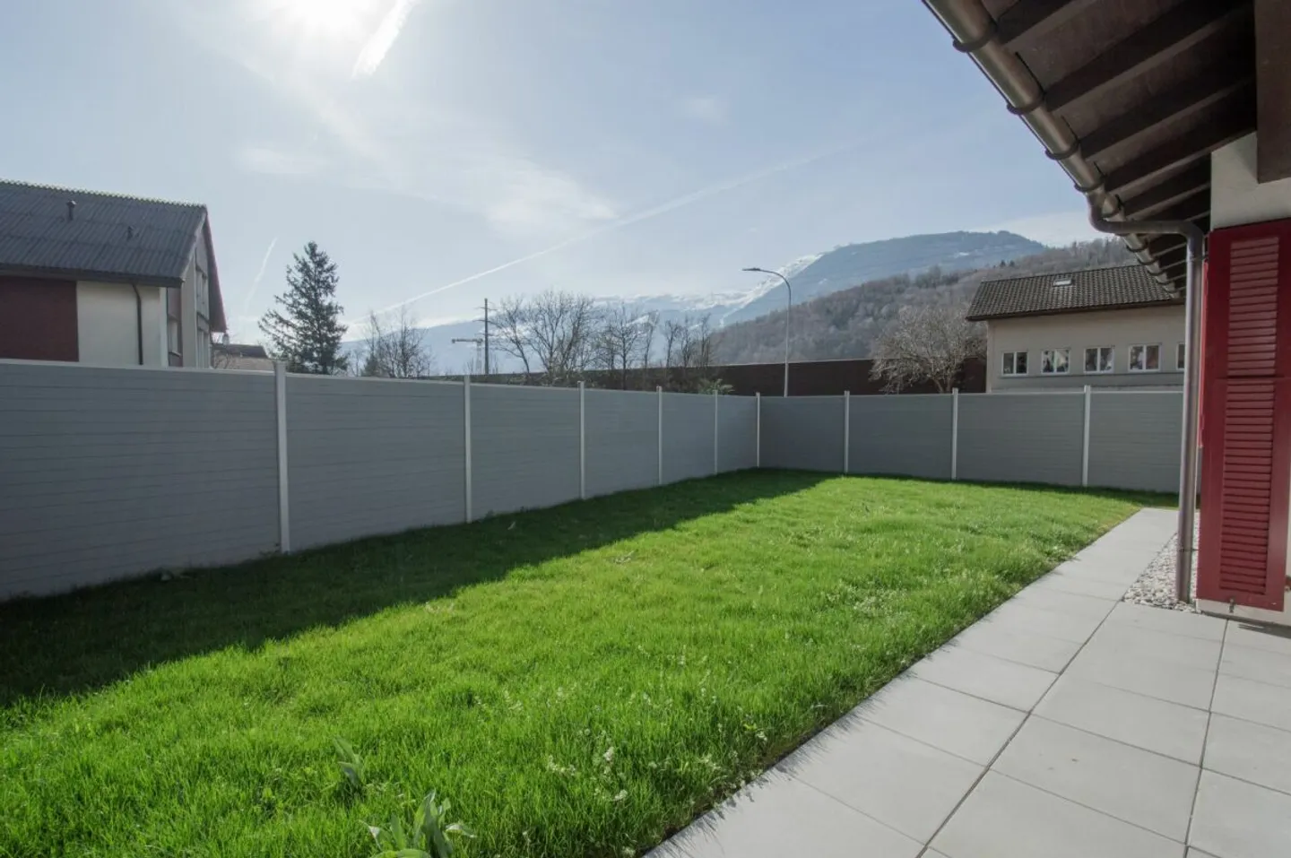 Casa unifamiliare ben tenuta con area esterna - Foto 6 di 13