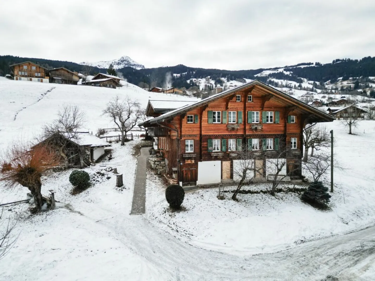 Chalet multifamiliare "Unter Eiger", vicino alla pista da sci - Foto 1 di 13