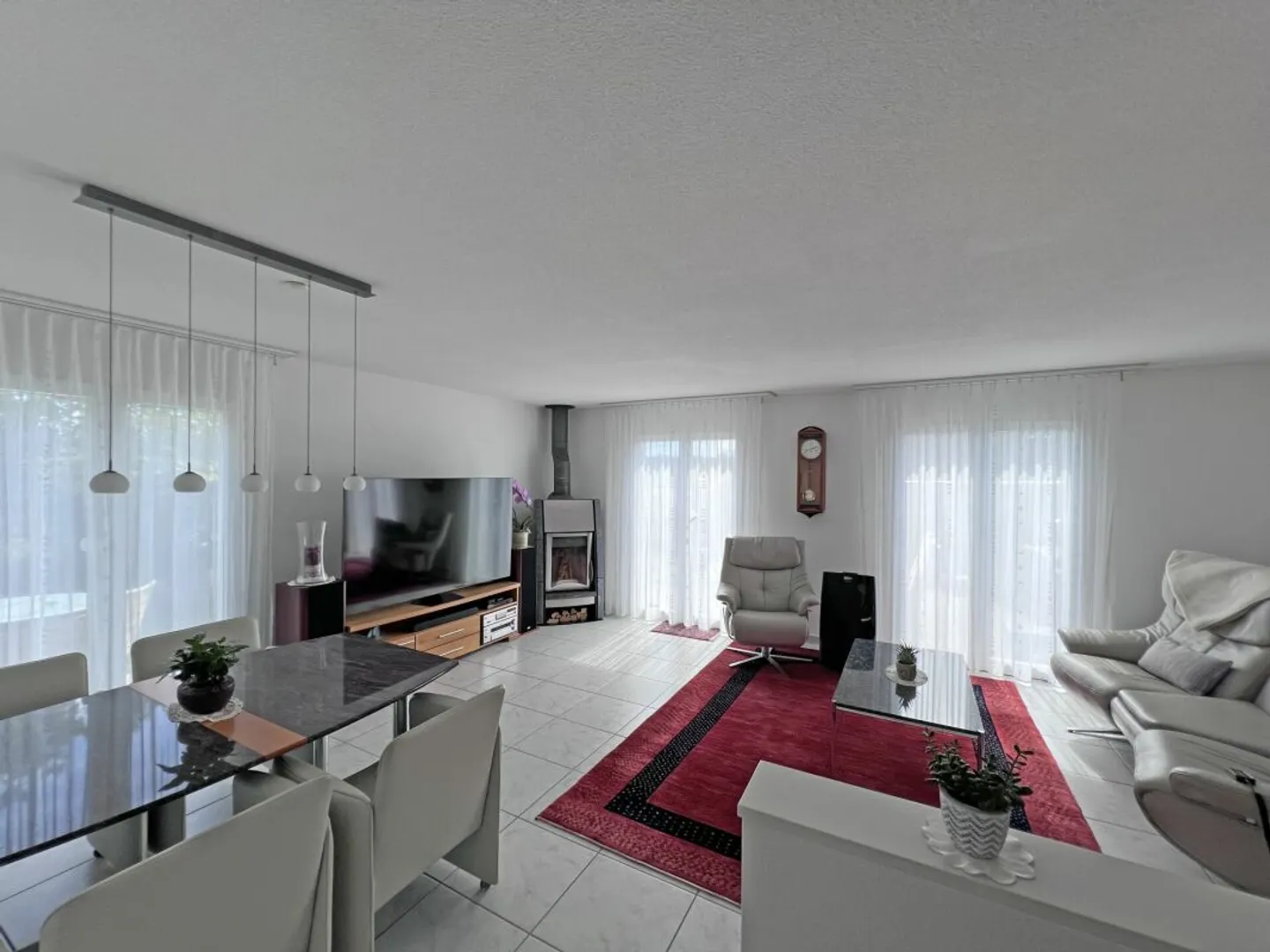 A Home to Arrive - Quiet, Well-Maintained, and Close to Nature - Photo 3 of 12