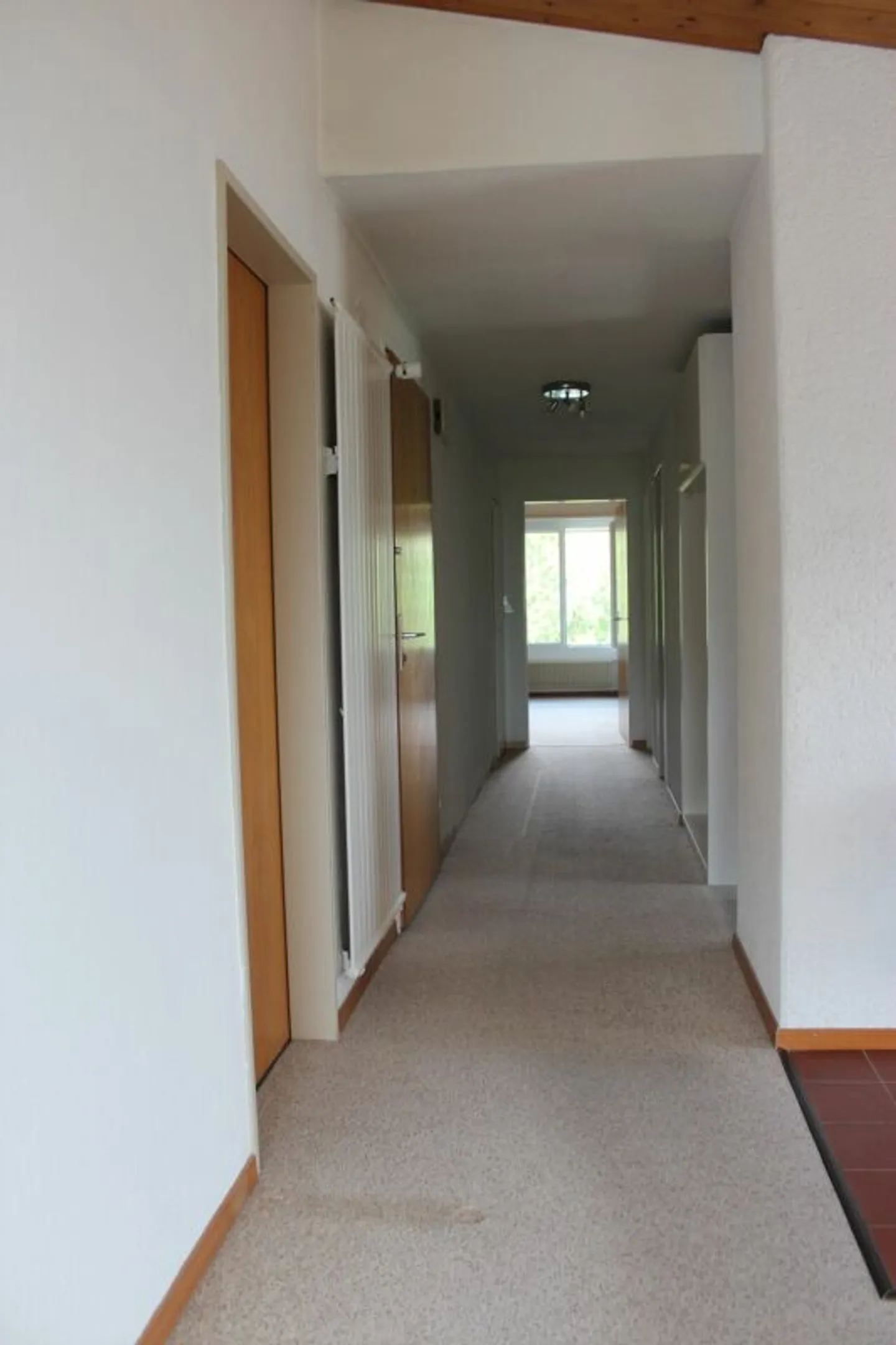 Charming Penthouse by Lake Thun - Photo 3 of 13