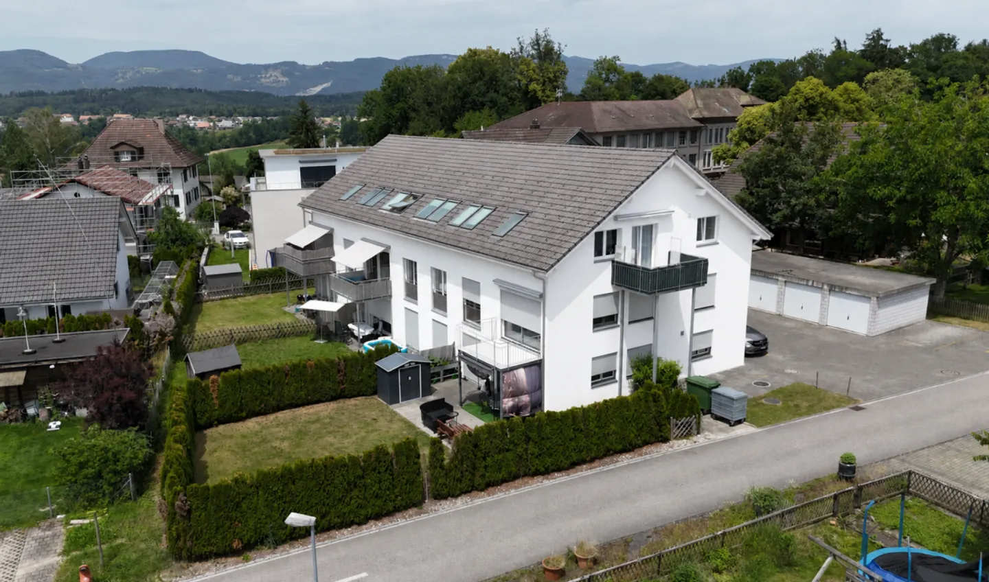 Appartement de jardin ensoleillé de 3,5 pièces - Photo 3 sur 13