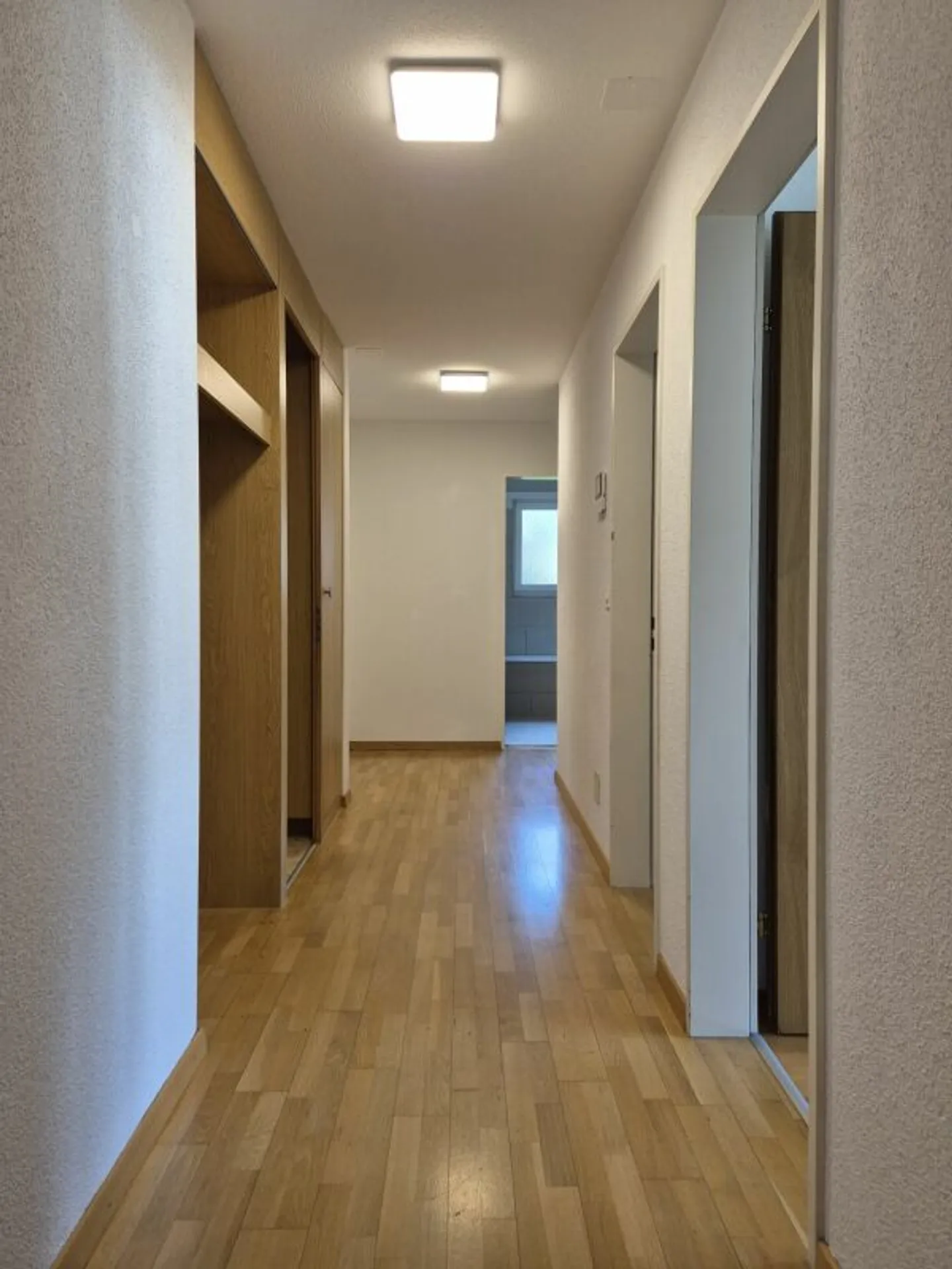 Cozy Apartment with Mountain View - Photo 9 of 11