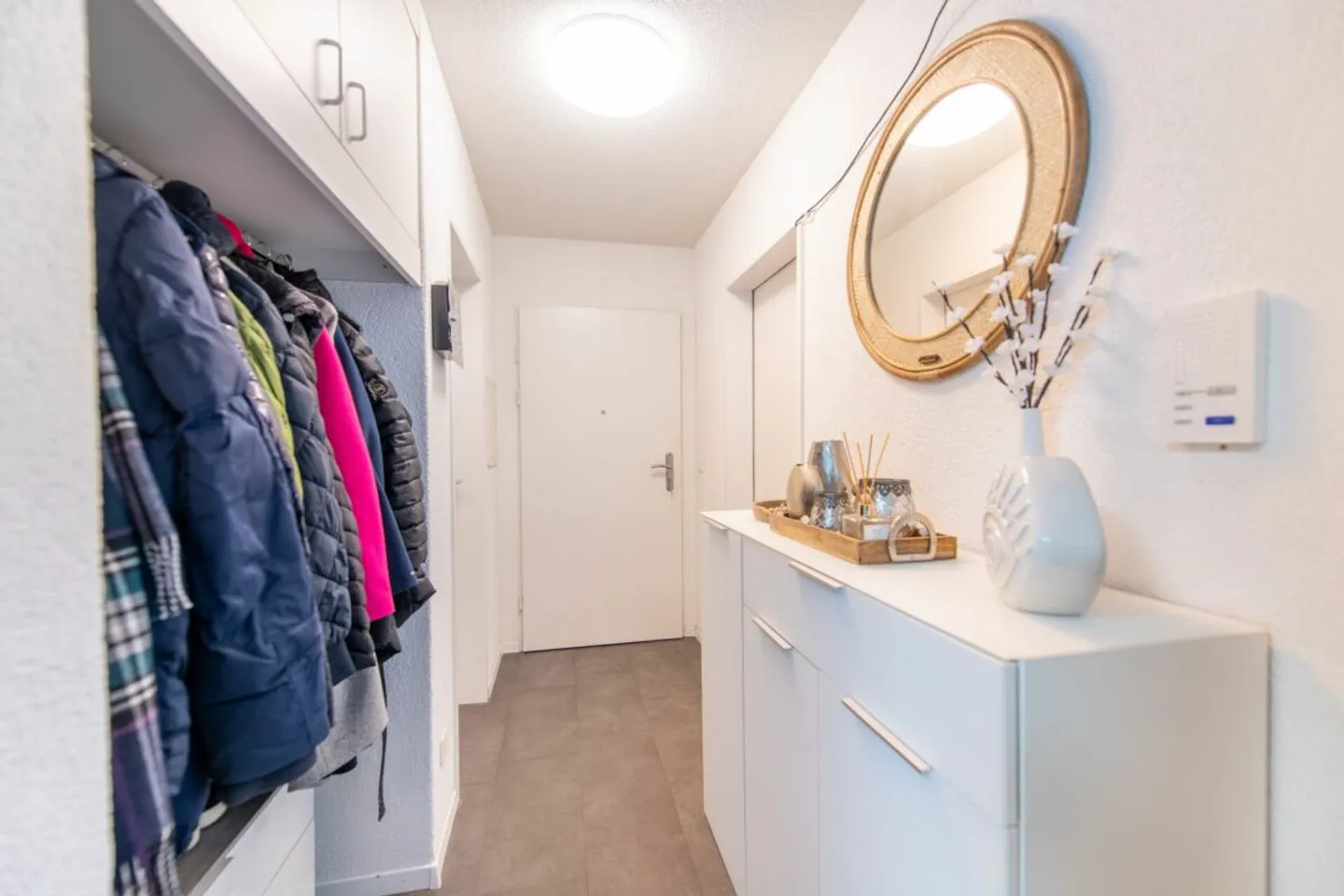 Charming Ground Floor Apartment - Photo 8 of 13