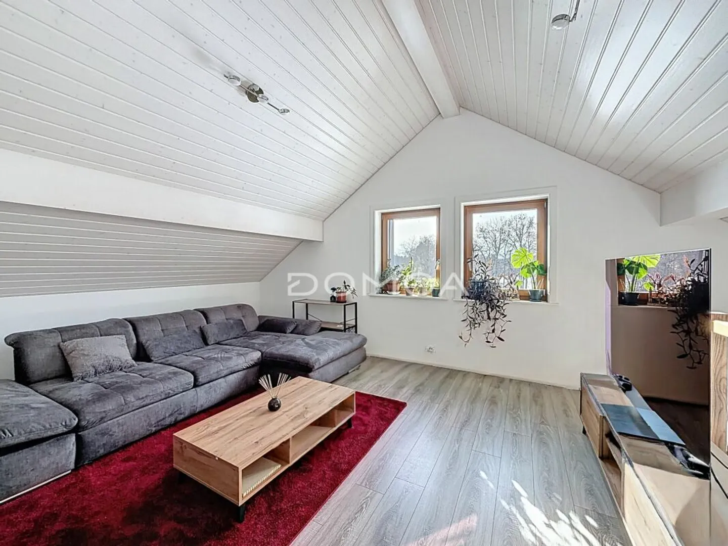 Charmante 4,5-Zimmer-Wohnung von 124 m2 in einem schönen charakteristischen Bauernhaus! - Foto 2 von 11