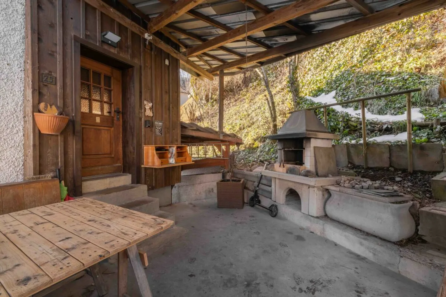 Incantevole Casa Familiare a Mitlödi - Foto 2 di 13