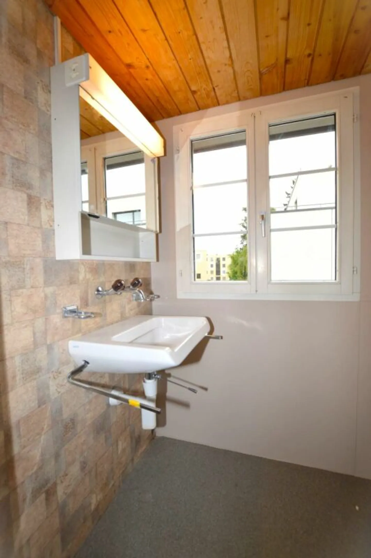Frisch renovierte 2 Zimmer Wohnung - Photo 5 of 7