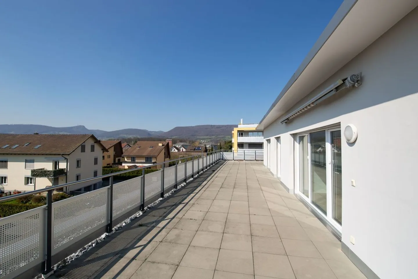 Einzigartige Attikawohnung mit traumhafter Terrasse! - Foto 8 von 10