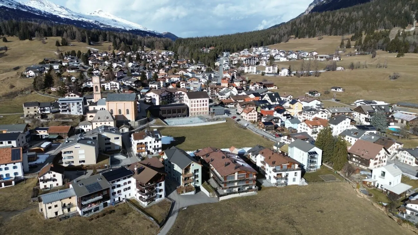 Modern attractive 3.5-room apartment in a quiet residential area - Photo 12 of 13