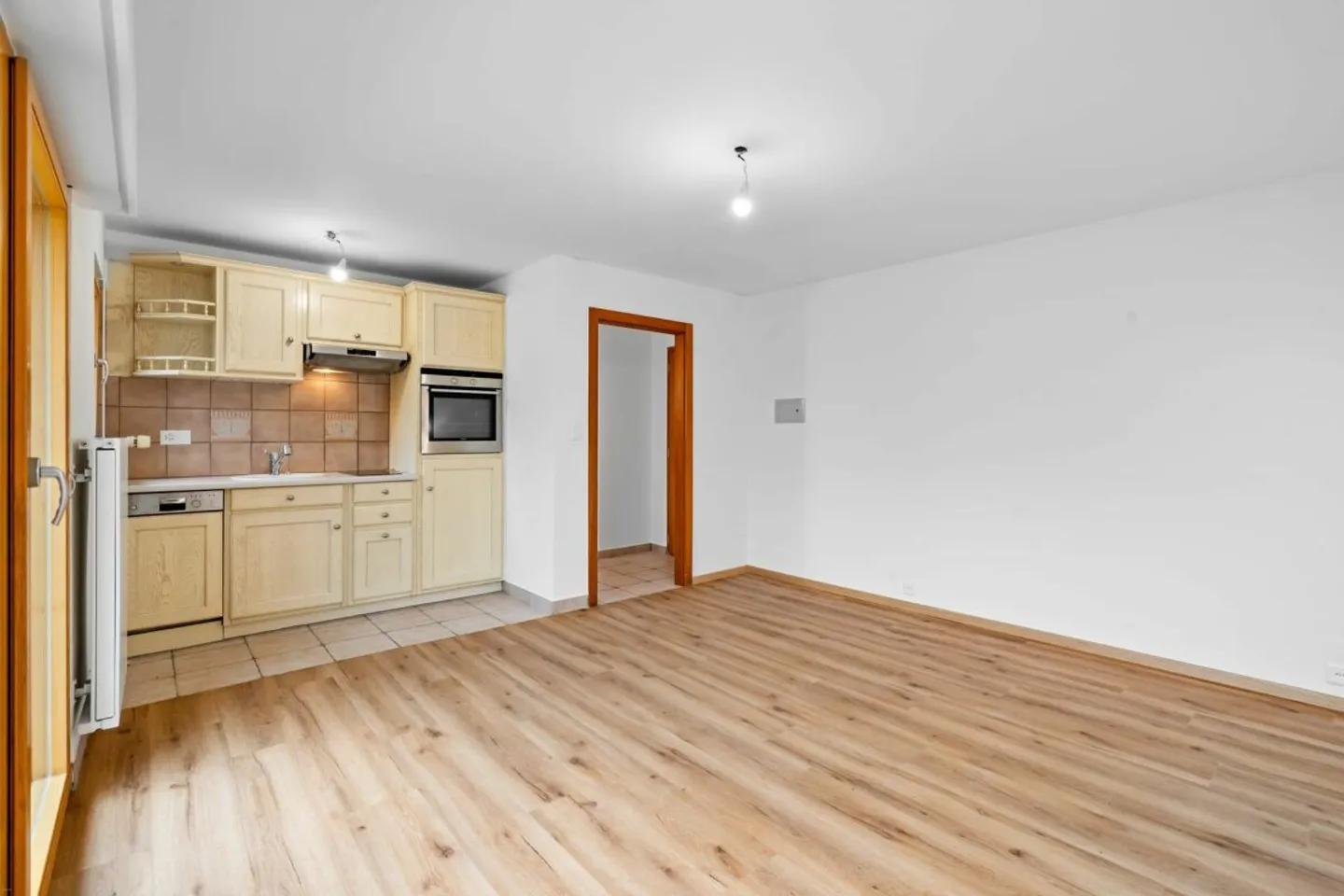 Appartement 3.5 pièces au 5ème et dernier étage avec place de stationnement - Photo 4 sur 13