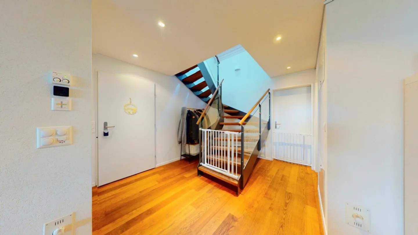 Pure Panorama! 4.5 Room Maisonette with Wide Views - Photo 13 of 13