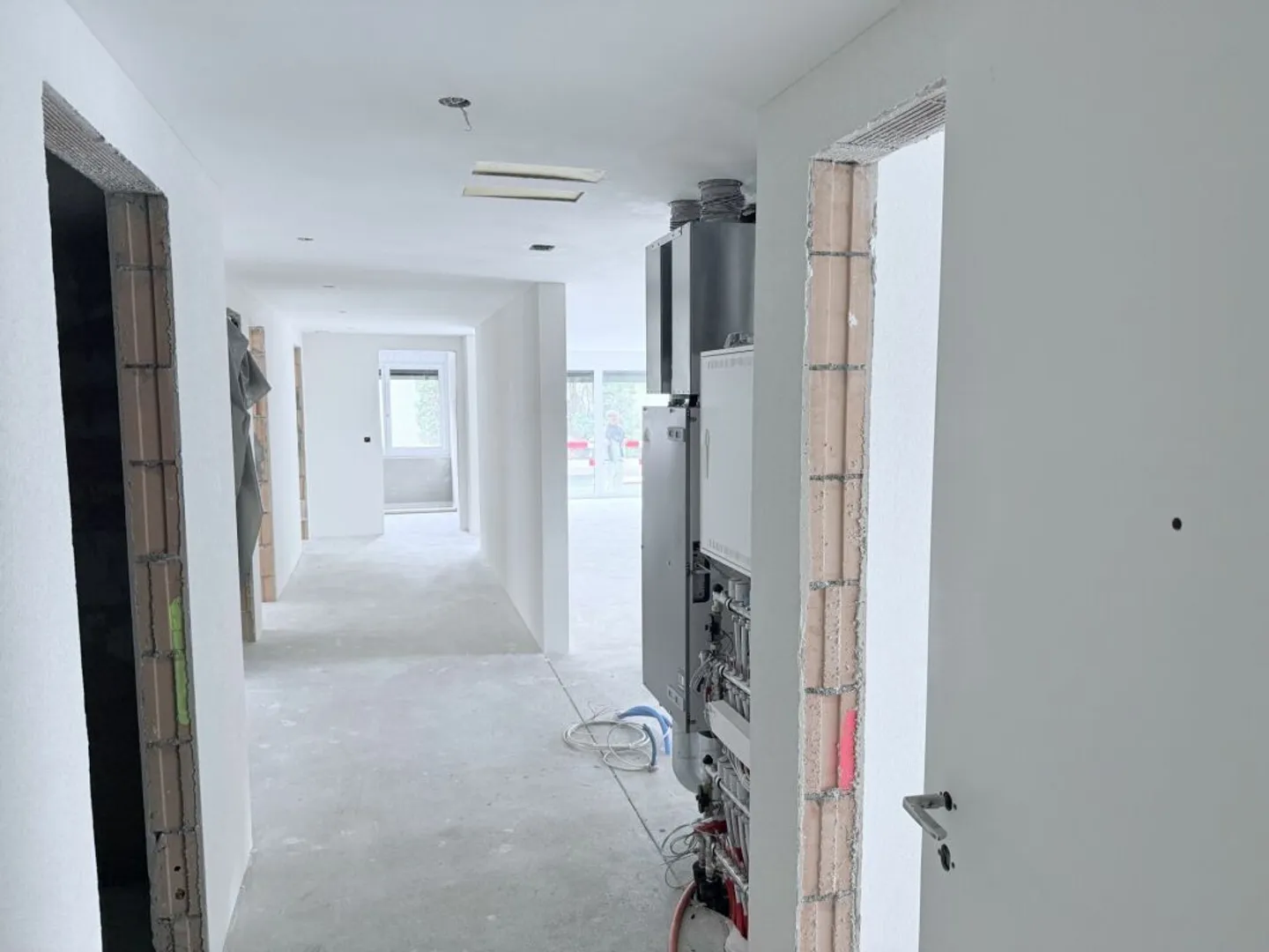 Appartement au rez-de-chaussée unique avec vue alpine à Brig et grande terrasse ensoleillée - Photo 3 sur 13