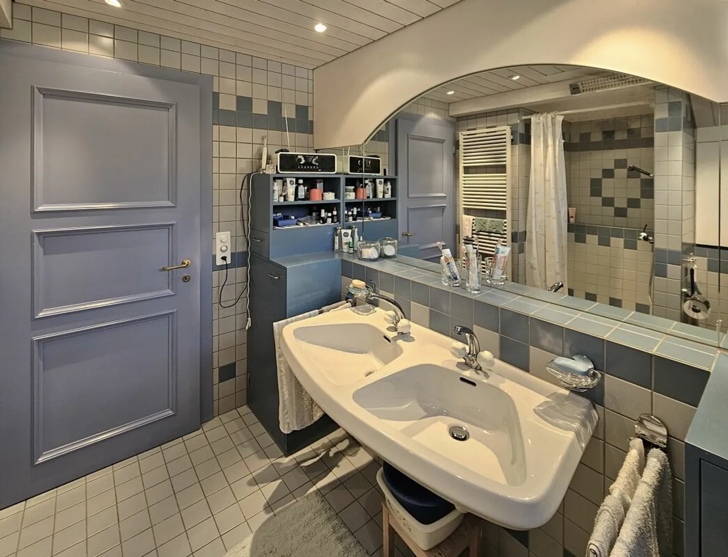 Maison individuelle spacieuse et bien entretenue de 8,5 pièces à vendre à la périphérie sud du vieux centre du village d'Elgg - Photo 12 sur 13